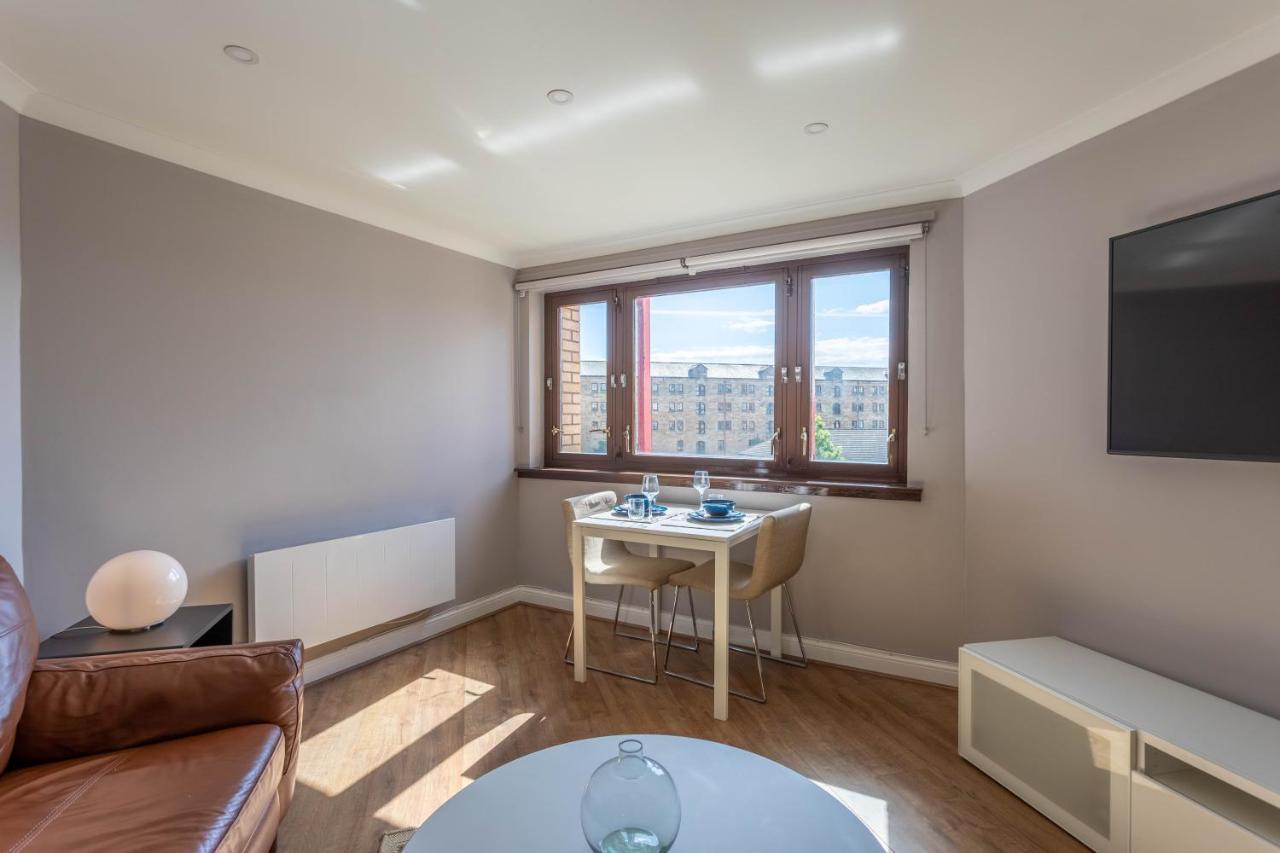 גלאזגו Stunning 1 Bed Merchant City Apartment With Parking מראה חיצוני תמונה