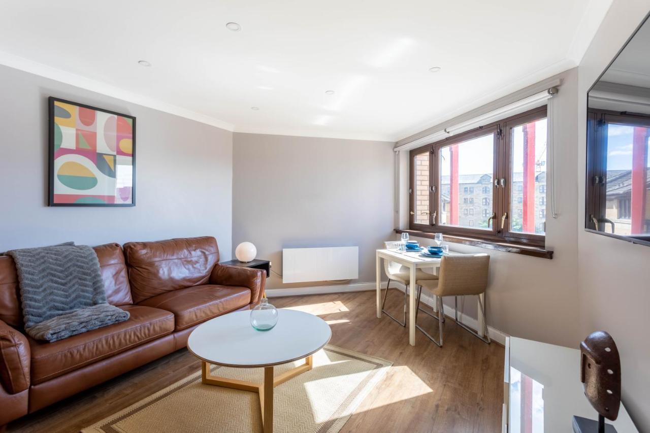 גלאזגו Stunning 1 Bed Merchant City Apartment With Parking מראה חיצוני תמונה